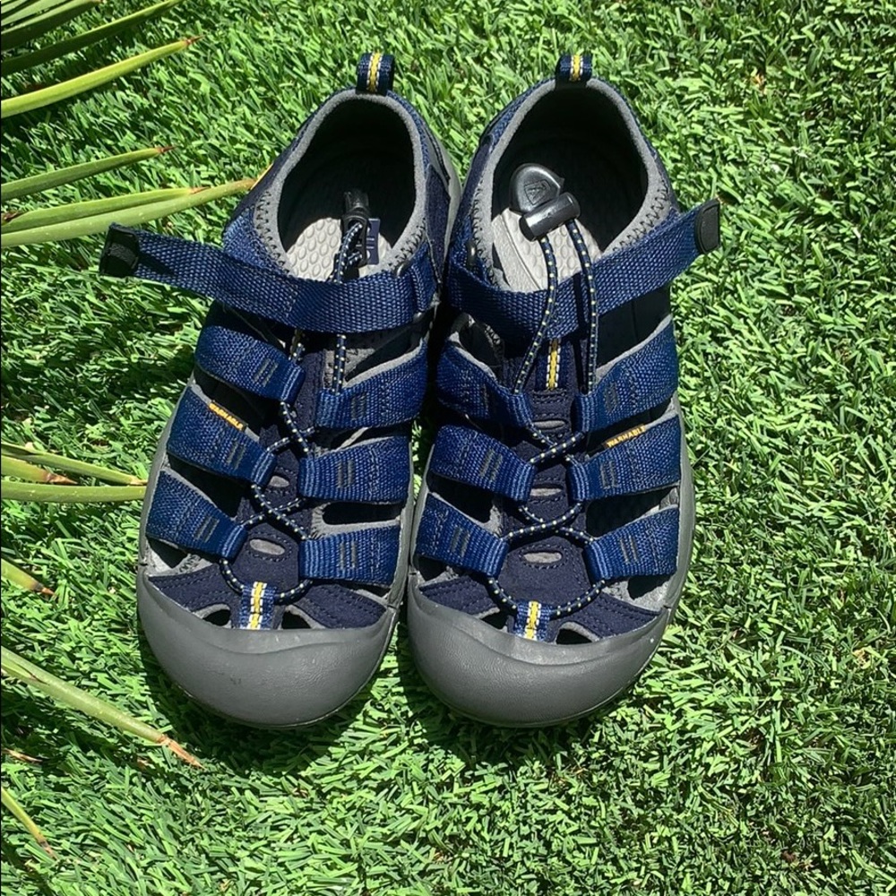Keen shoes